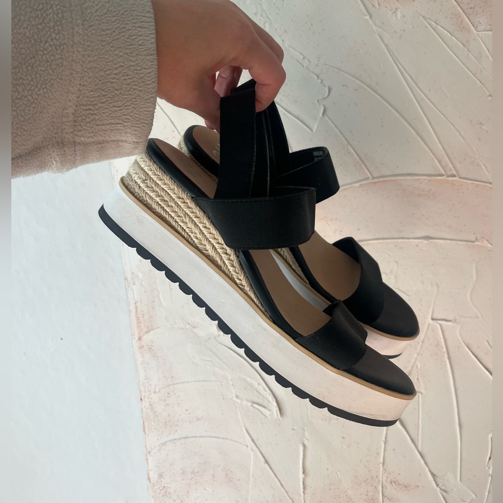 Elegant Black Wedge Sandals